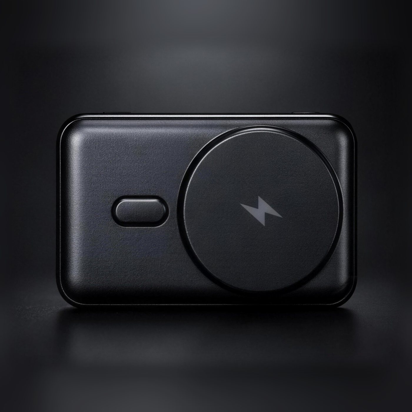 MagCharge magnetic power bank, front view